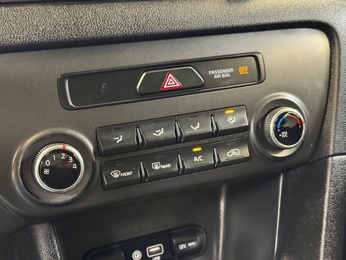 Used 2019 Kia Sportage LX image 35