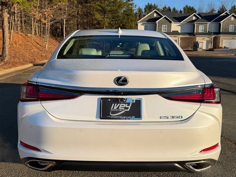Used 2024 Lexus ES 350 Premium image 5