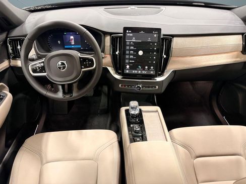 New 2026 Volvo XC90 B6 Plus w/ Protection Package Premier AWD/4WD image 25