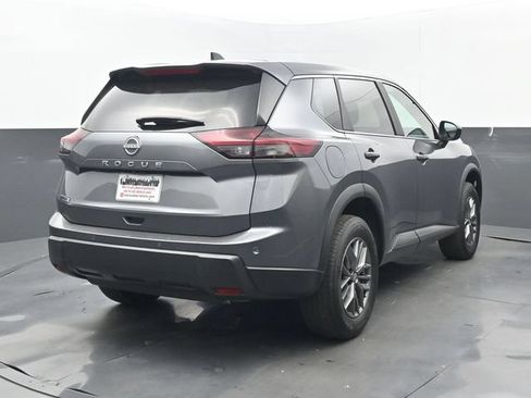 Used 2026 Nissan Rogue S FWD image 6