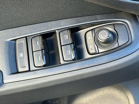 Used 2026 Subaru Crosstrek 2.5i Sport w/ Popular Package #3A image 12