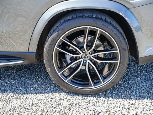 Certified 2023 Mercedes-Benz GLS 450 4MATIC image 10