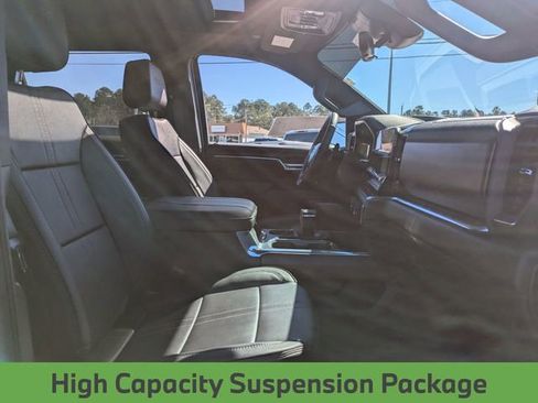 Used 2025 Chevrolet Silverado 1500 High Country w/ Midnight Edition image 32