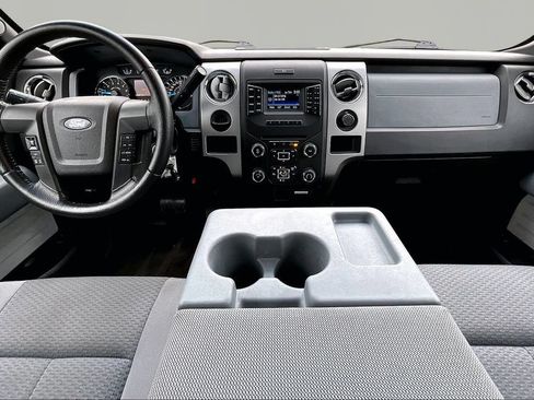 Used 2014 Ford F150 XLT w/ XLT Chrome Package RWD image 16