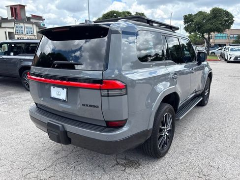 Used 2024 Lexus GX 550 w/ Cold Area Package AWD/4WD image 5