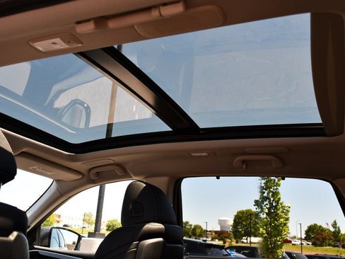 Certified 2026 Acura MDX FWD w/ Technology Package image 29