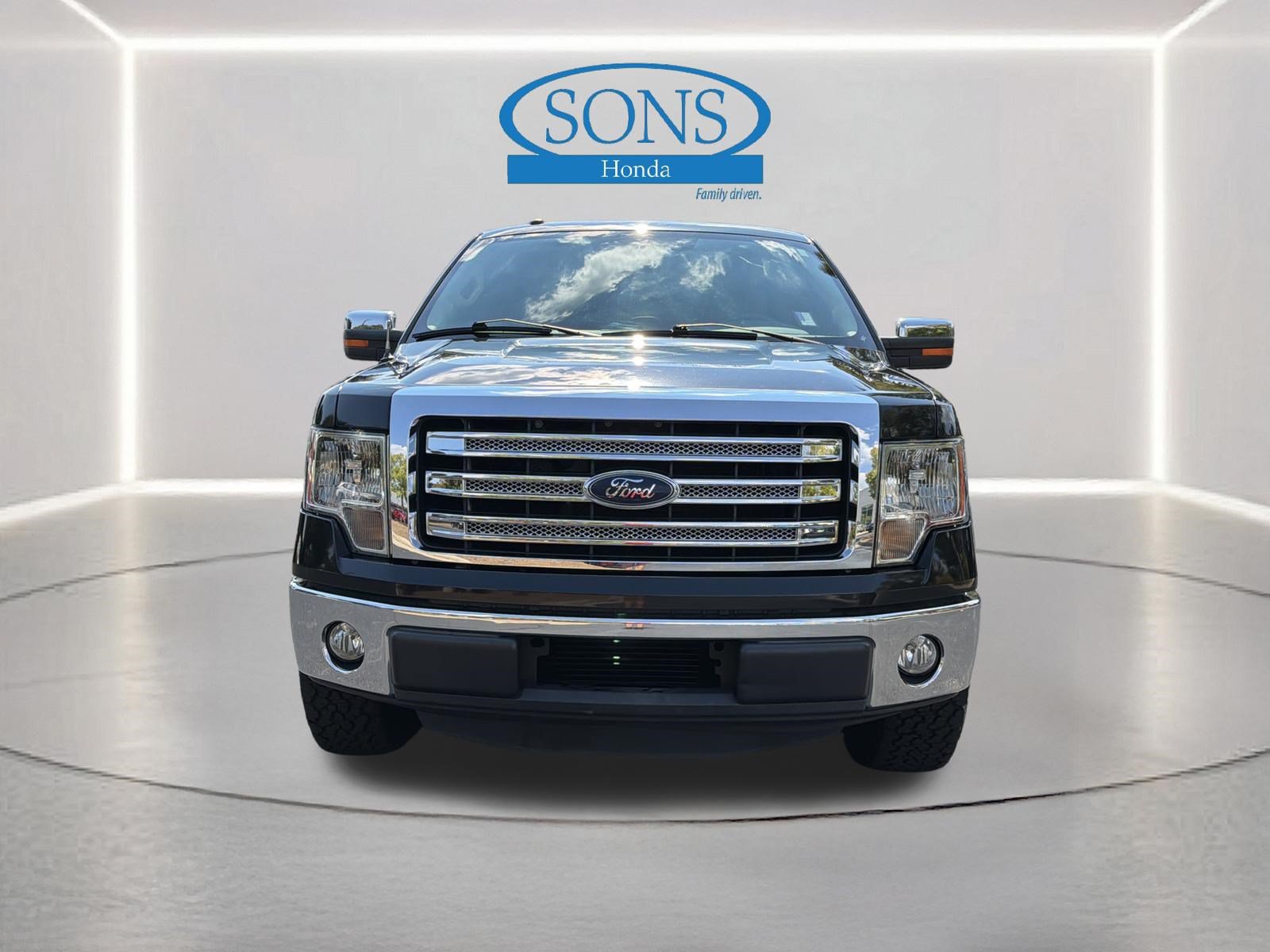 Used 2013 Ford F150 Lariat w/ Lariat Chrome Pkg RWD image 25