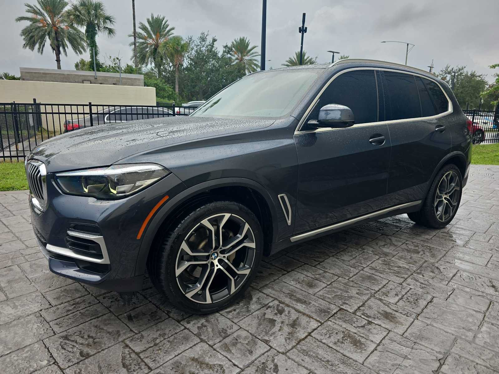 Used 2022 BMW X5 sDrive40i w/ Premium Package RWD image 7