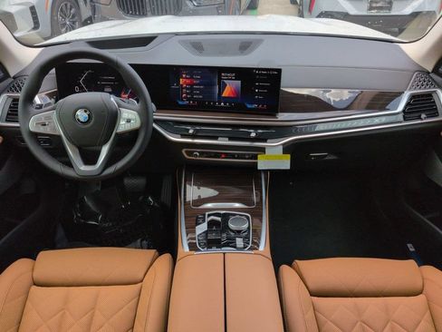 New 2027 BMW X7 xDrive40i w/ Premium Package AWD/4WD image 15