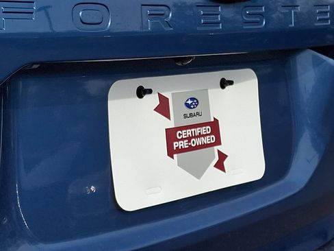 Certified 2025 Subaru Forester Premium image 30