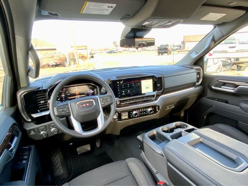 New 2026 GMC Sierra 1500 SLE image 37