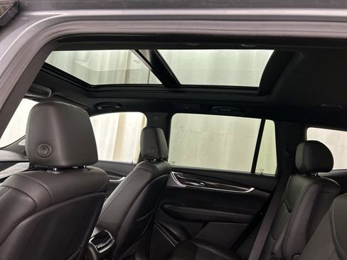 Used 2023 Cadillac XT6 Sport image 28