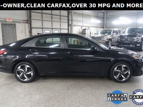 Used 2023 Hyundai Elantra SEL w/ Convenience Package image 8