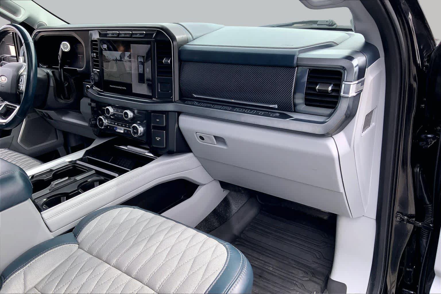 Certified 2024 Ford F250 Limited AWD/4WD image 16