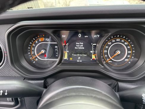 New 2026 Jeep Wrangler Unlimited Rubicon w/ Safety Group image 29