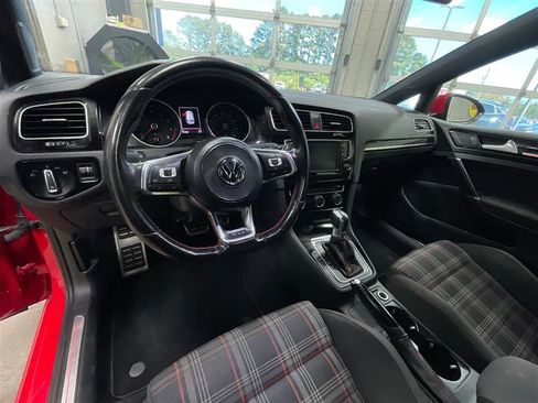 Used 2017 Volkswagen GTI S FWD image 13