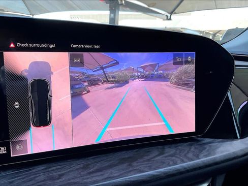 Used 2025 Audi Q5 Premium w/ Convenience Package image 25