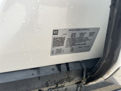 Used 2023 GMC Yukon Denali RWD image 31