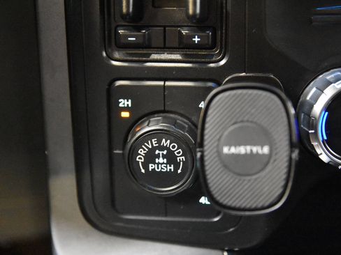Used 2022 Ford F150 XLT w/ Equipment Group 302A High AWD/4WD image 30