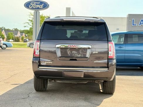 Used 2017 GMC Yukon Denali AWD/4WD image 35