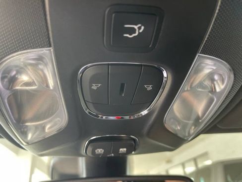 Used 2026 Jeep Compass Limited w/ Sun, Sound & Navigation Group AWD/4WD image 24