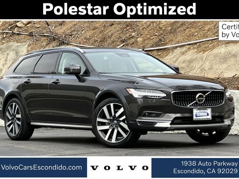 Used 2025 Volvo V90 B6 Cross Country Plus w/ Protection Package Premier AWD/4WD image 1