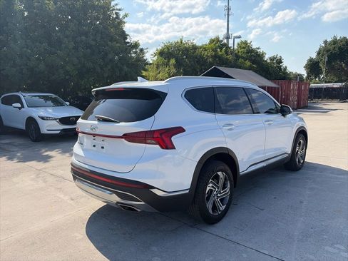 Used 2021 Hyundai Santa Fe SEL w/ Convenience Package FWD image 3