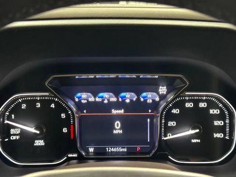 Used 2021 GMC Yukon XL SLT w/ SLT Luxury Plus Package AWD/4WD image 7