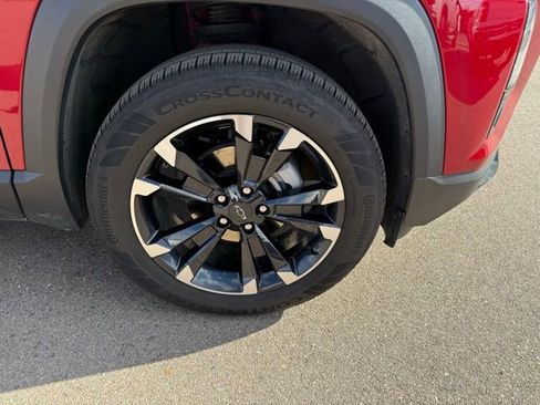 Used 2025 Chevrolet Equinox RS w/ Safety and Technology Package image 9