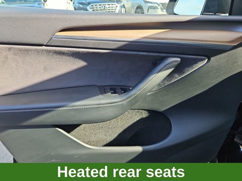 Used 2022 Tesla Model Y Performance image 8