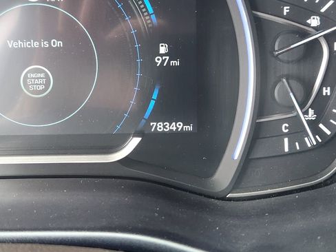 Used 2020 Hyundai Santa Fe Limited AWD/4WD image 28