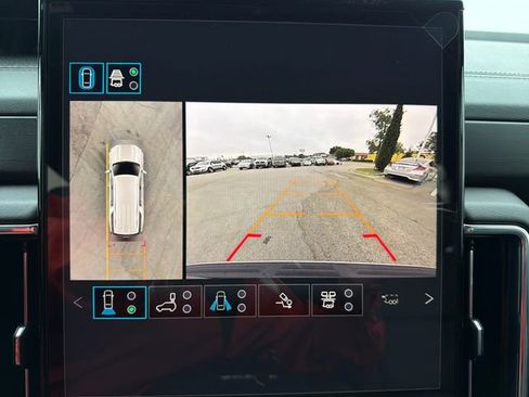 New 2026 GMC Yukon XL Denali AWD/4WD image 13