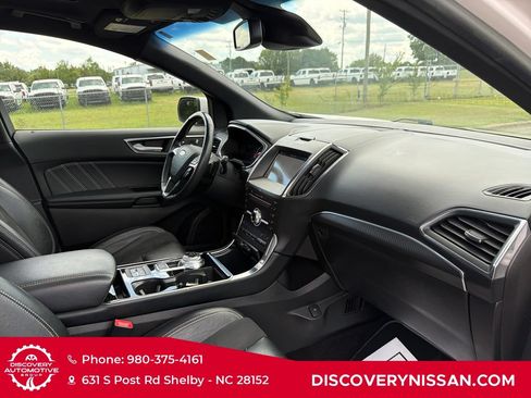 Used 2019 Ford Edge ST w/ Equipment Group 401A AWD/4WD image 47