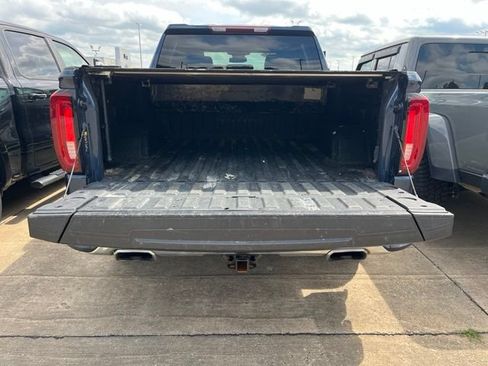 Used 2023 GMC Sierra 1500 SLT AWD/4WD image 6