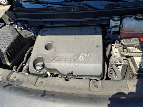 Used 2020 Buick Enclave Essence w/ LPO, Floor Liner Package FWD image 29