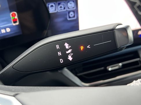 New 2026 Chevrolet Equinox EV LT image 31