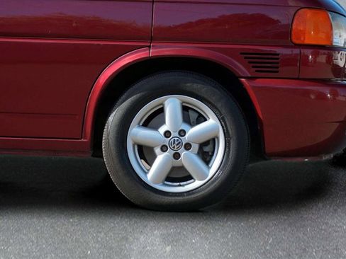 Used 2003 Volkswagen Eurovan MV image 9