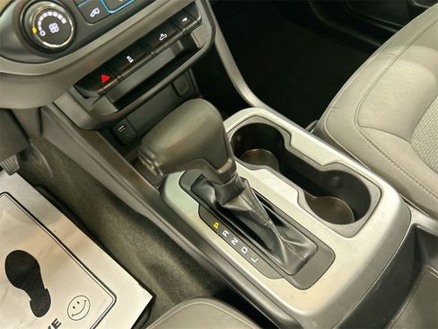 Used 2018 Chevrolet Colorado LT image 17