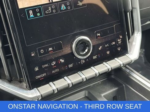 Used 2025 GMC Acadia Elevation image 6