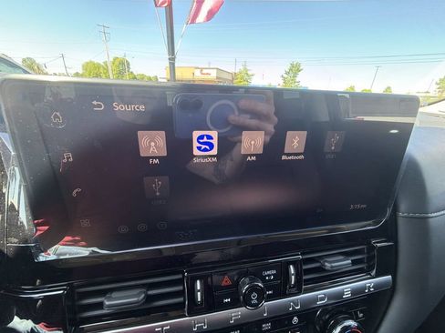 New 2026 Nissan Pathfinder SL w/ SL Premium Package (P04) AWD/4WD image 16