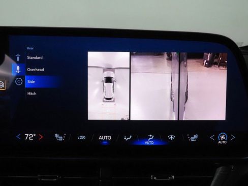 Used 2024 Chevrolet Equinox EV LT w/ LPO, Blackout Package image 29