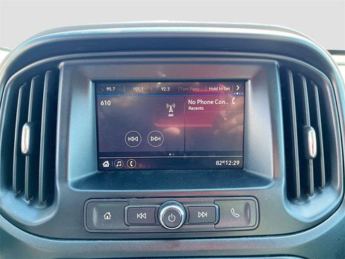 Used 2021 Chevrolet Colorado W/T w/ Custom Special Edition image 14