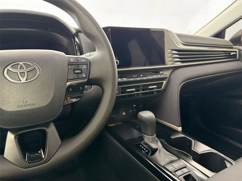 Certified 2025 Toyota Camry LE image 32