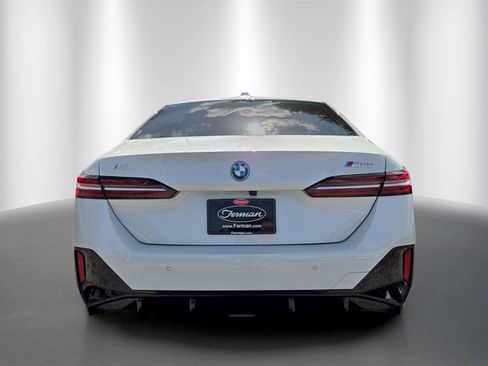 New 2025 BMW i5 M60 w/ Premium Package AWD/4WD image 6
