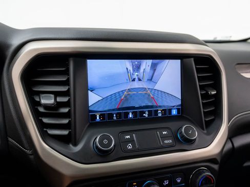 Used 2023 GMC Acadia Denali w/ Denali Ultimate Package AWD/4WD image 25