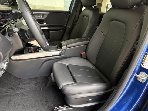 Certified 2024 Mercedes-Benz GLB 250 4MATIC image 9