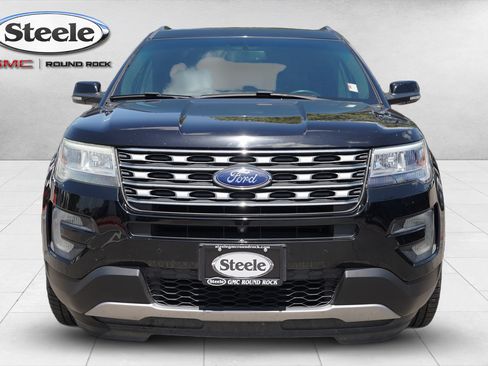 Used 2017 Ford Explorer Limited AWD/4WD image 2