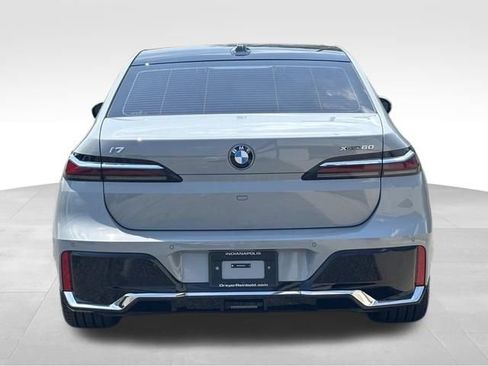 Certified 2024 BMW i7 xDrive60 AWD/4WD image 8