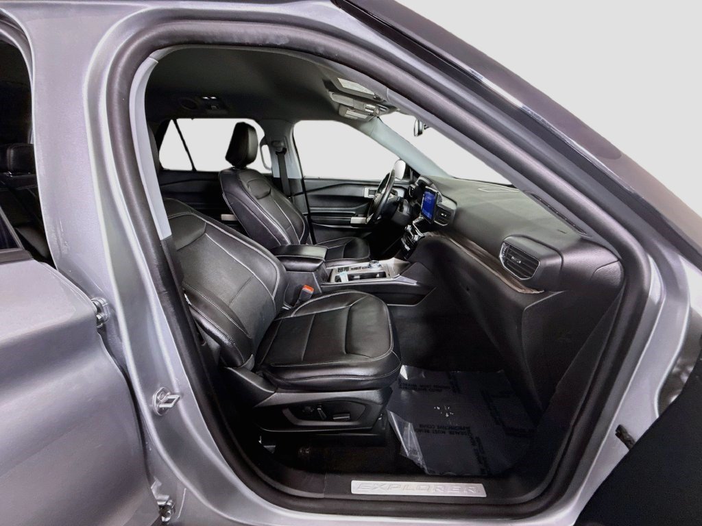 Used 2023 Ford Explorer Limited RWD image 28