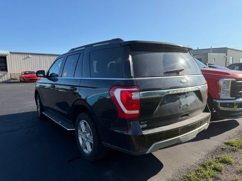 Used 2019 Ford Expedition XLT w/ Equipment Group 202A AWD/4WD image 6